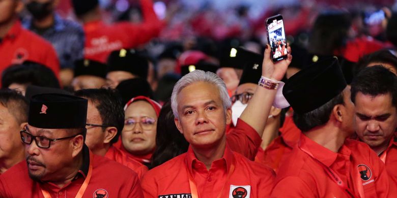 Relawan Ganjar Pindah Dukungan ke Prabowo, Respon TPN