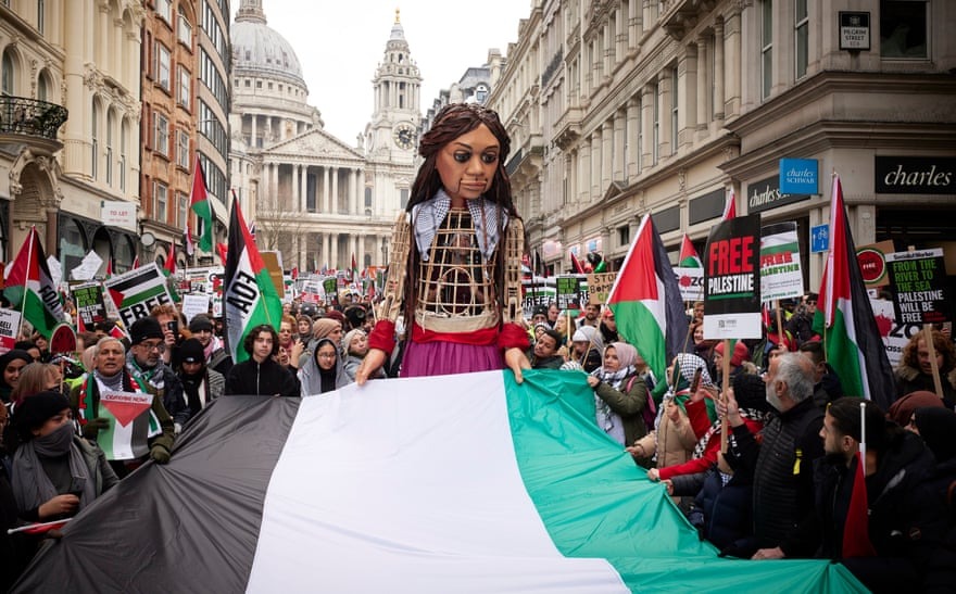 Ribuan Demonstran Pro-Palestina Menggelar Aksi di London