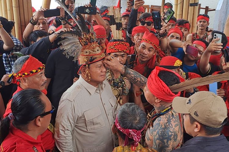 Kunjungan Prabowo ke Pontianak disambut oleh Panglima Jilah